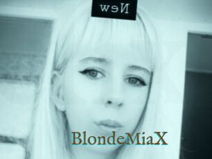 BlondeMiaX