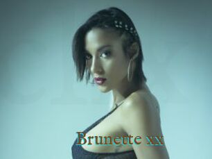 Brunette_xx