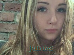 Julia_foxi