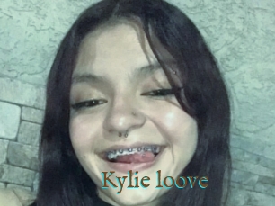 Kylie_loove