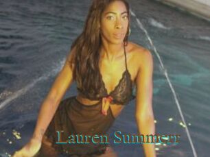 Lauren_Summerr