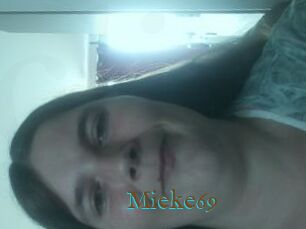 Mieke69