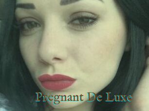 Pregnant_De_Luxe