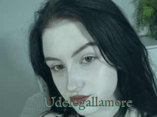 Udelegallamore